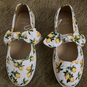 Janie and Jack girls sneakers